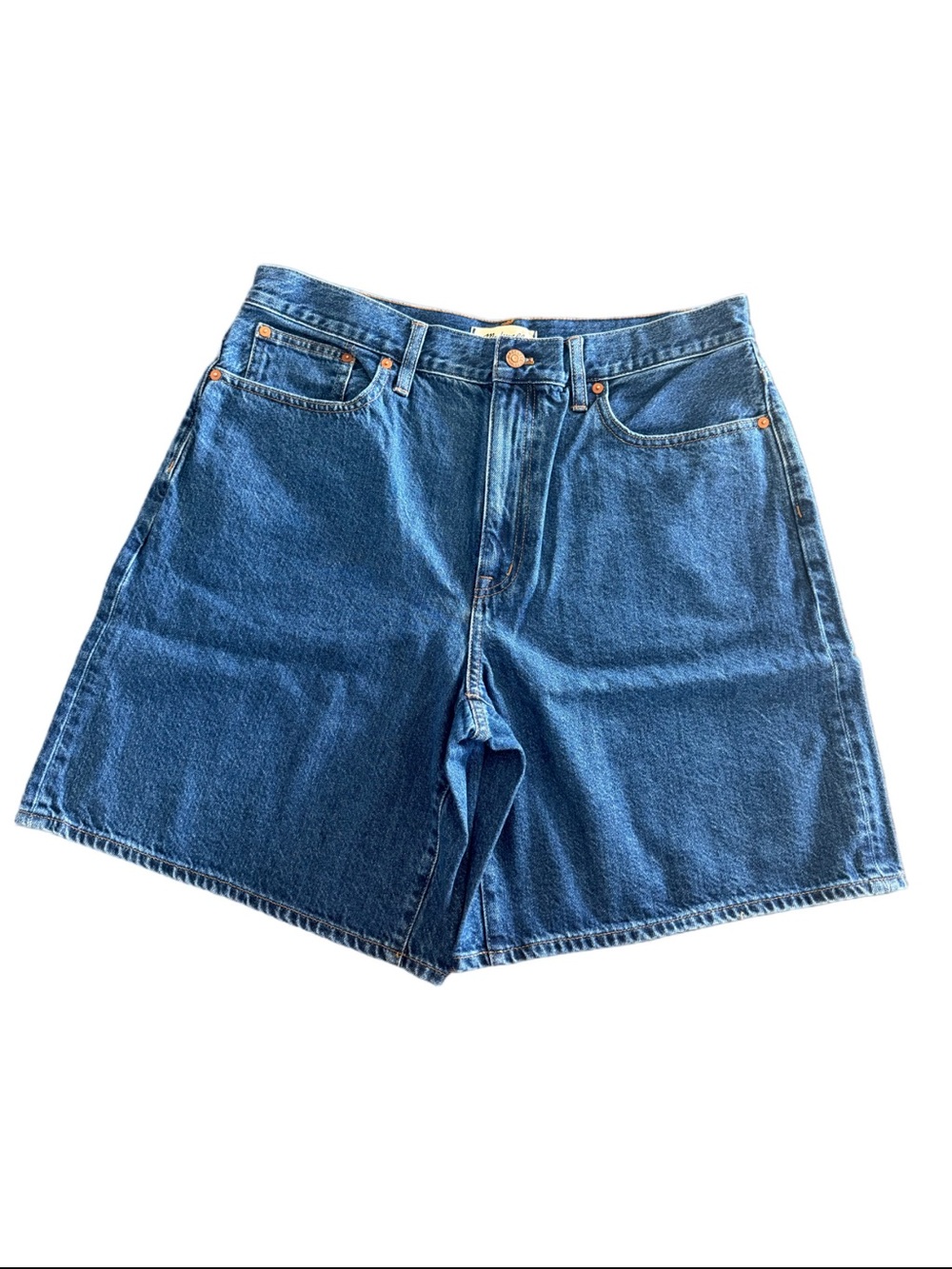 Madewell Bermuda Jean Shorts in Deardorff Wash - Picture 5 of 11